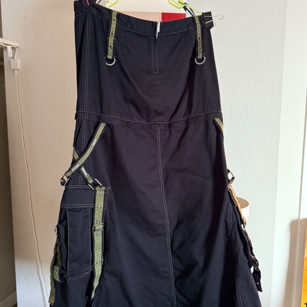 2005 TRIPP NYC Cargo Skirt - army green bullets - zip off - PERFECT condition XL